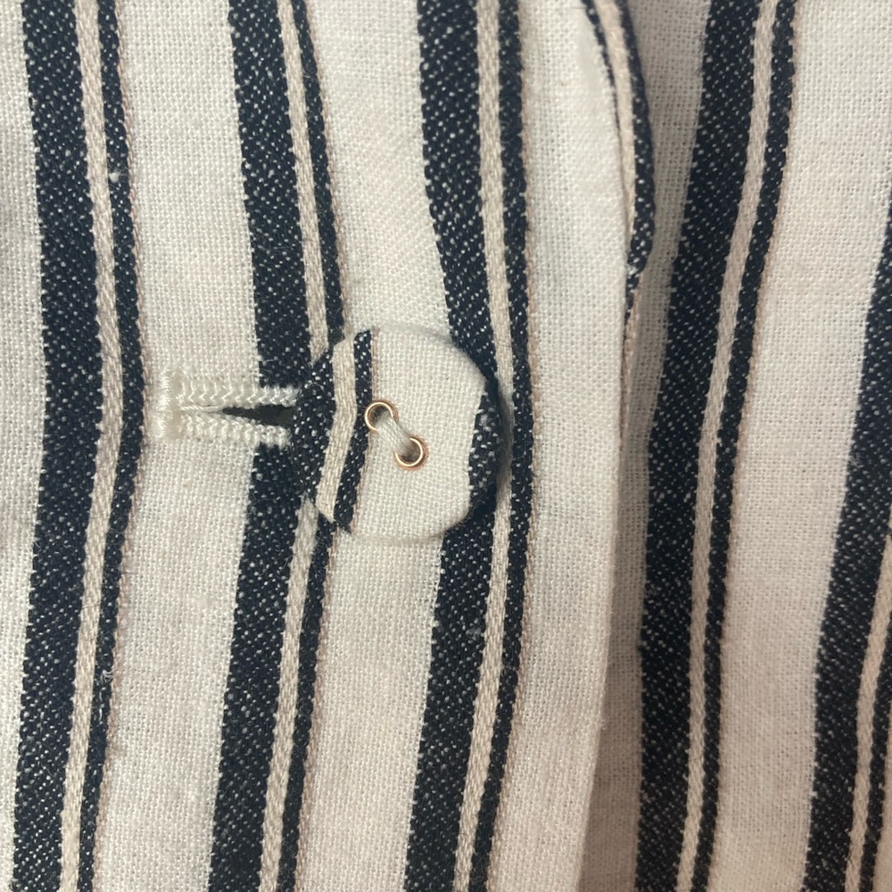 BCBG Max Azaria Blazer - Picture 8 of 8
